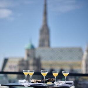 Champagner Brunch Wien mit Blick auf den Stephansdom
